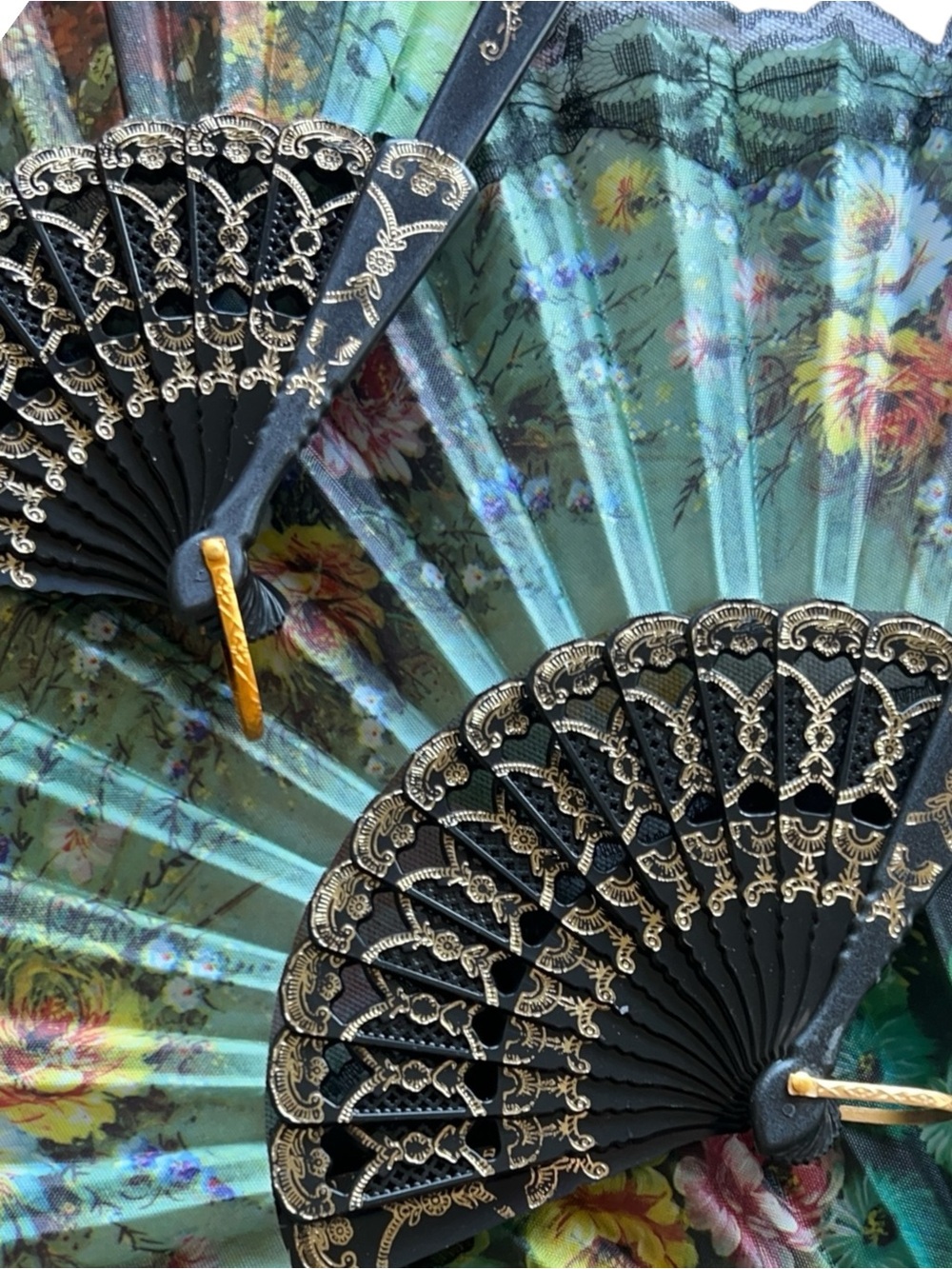 10 Lace Hand Fan with Multicolor Floral Fabric - Picture 3 of 12